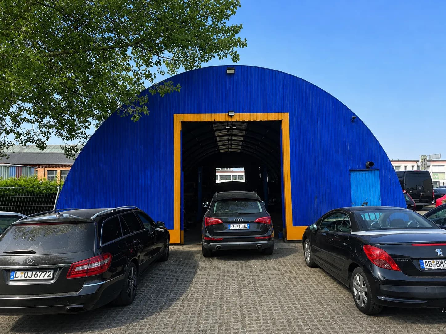Eingang von Pooya Car Express Smart Repair